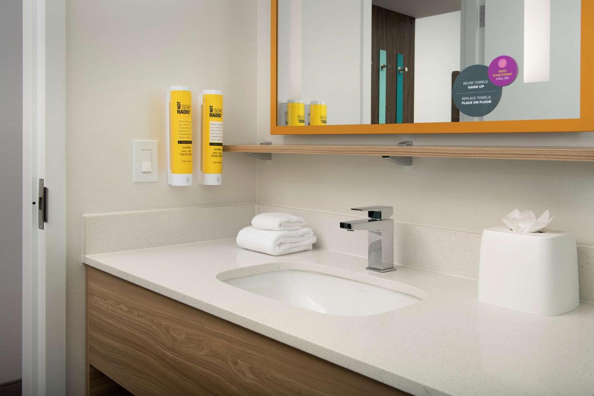Tru By Hilton Miami West Brickell Ξενοδοχείο Εξωτερικό φωτογραφία
