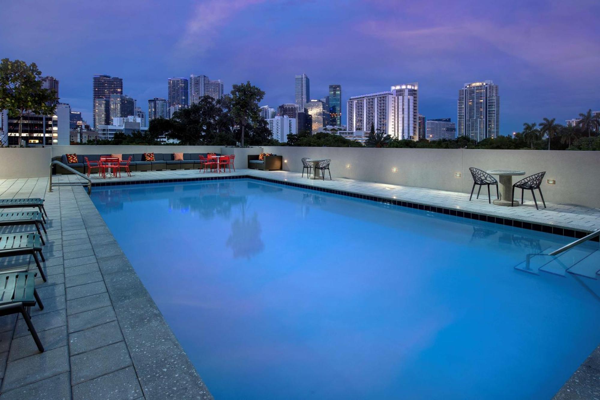 Tru By Hilton Miami West Brickell Ξενοδοχείο Εξωτερικό φωτογραφία